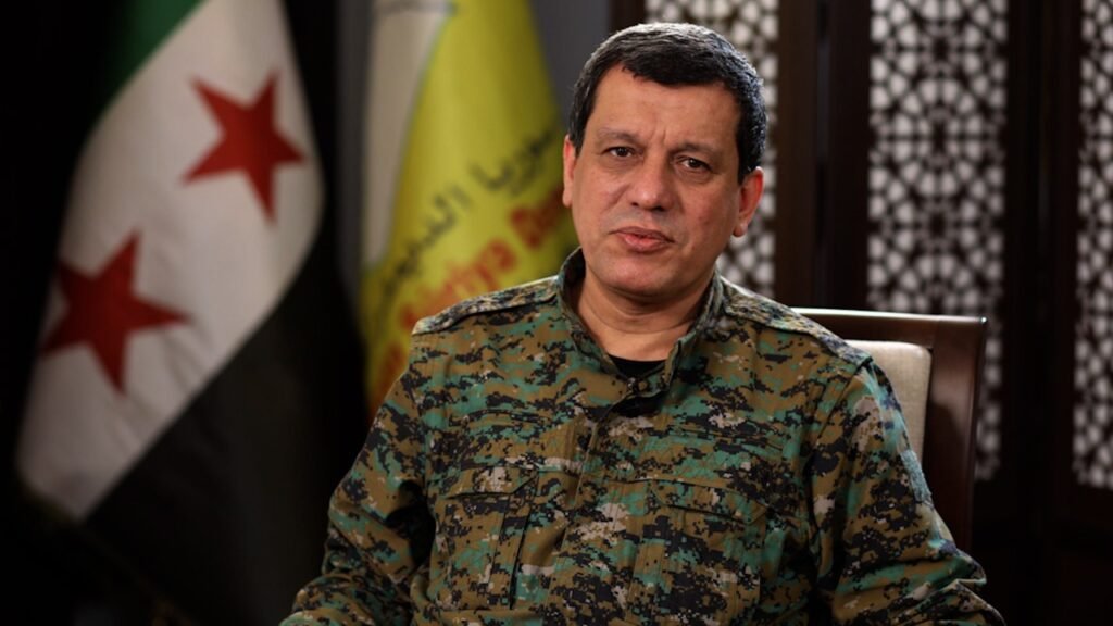 قائد قسد يعتبر الدمج مسارا وطنيا لا يخص فئة واحدة