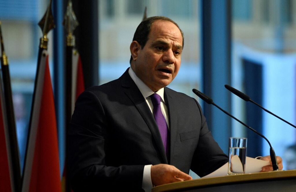 مصر تنفي اتهامات عرقلة المساعدات لغزة وتدعو لوقف الحرب فورا