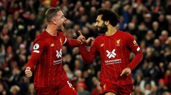 ديان لوفرين يدافع عن محمد صلاح بعد أزمته مع ليفربول