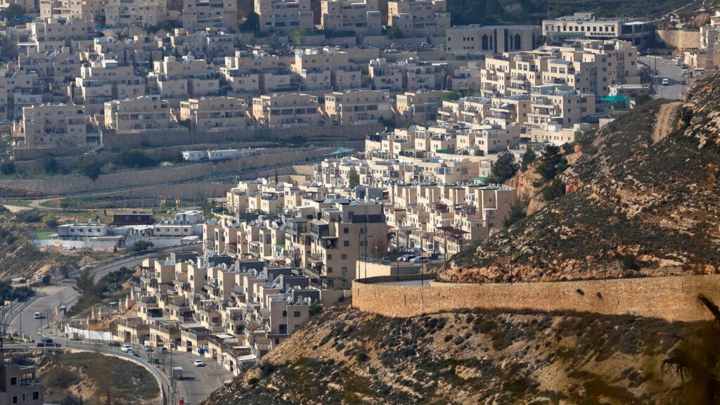 الأردن يحذر من تسجيل إسرائيل أراضي الضفة الغربية.. والرياض تصفه بانتهاك دولي