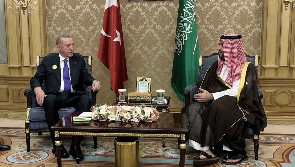 أردوغان يصل الرياض في زيارة رسمية لمناقشة الأوضاع الإقليمية