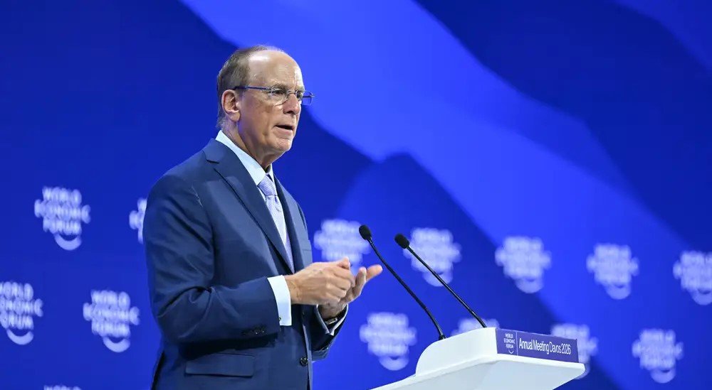 رئيس "بلاك روك": الرأسمالية فشلت في توزيع الثروة بعدالة