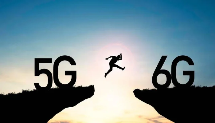 باحثون يجرون اختبارات على تقنية الجيل السادس (6G) التي تسمح بتحميل 20 فيلمًا في الثانية.